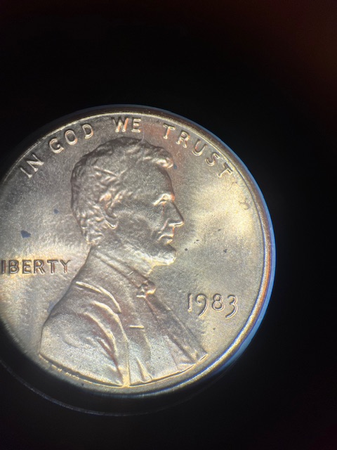 Lincoln-Memorial--Cent-1983.-Brass-?